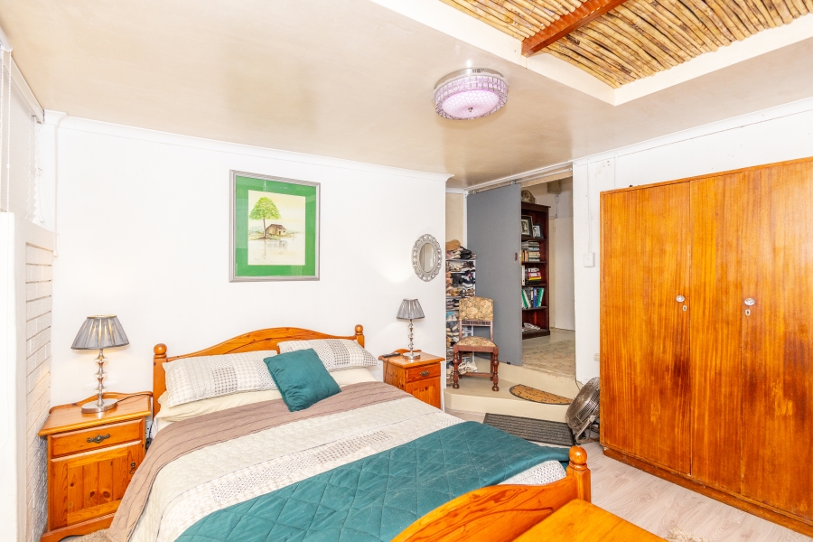 4 Bedroom Property for Sale in Stellenridge Western Cape